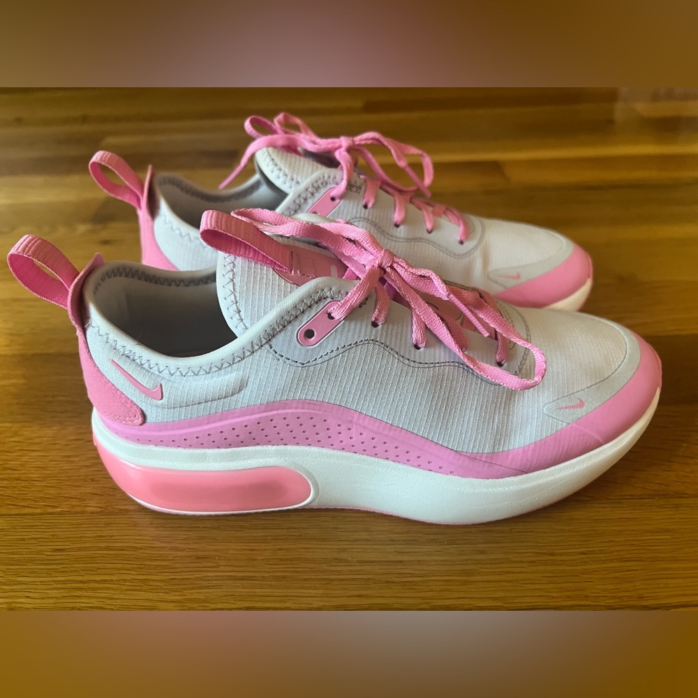 Nike Air Max Dia Shoe